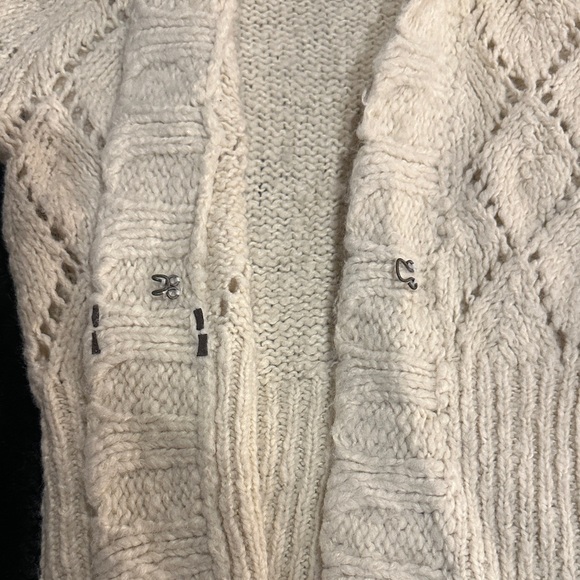 Free People Cozy Cream Hooded Sweater with inside clip 32% wool warm for winter - Picture 5 of 9